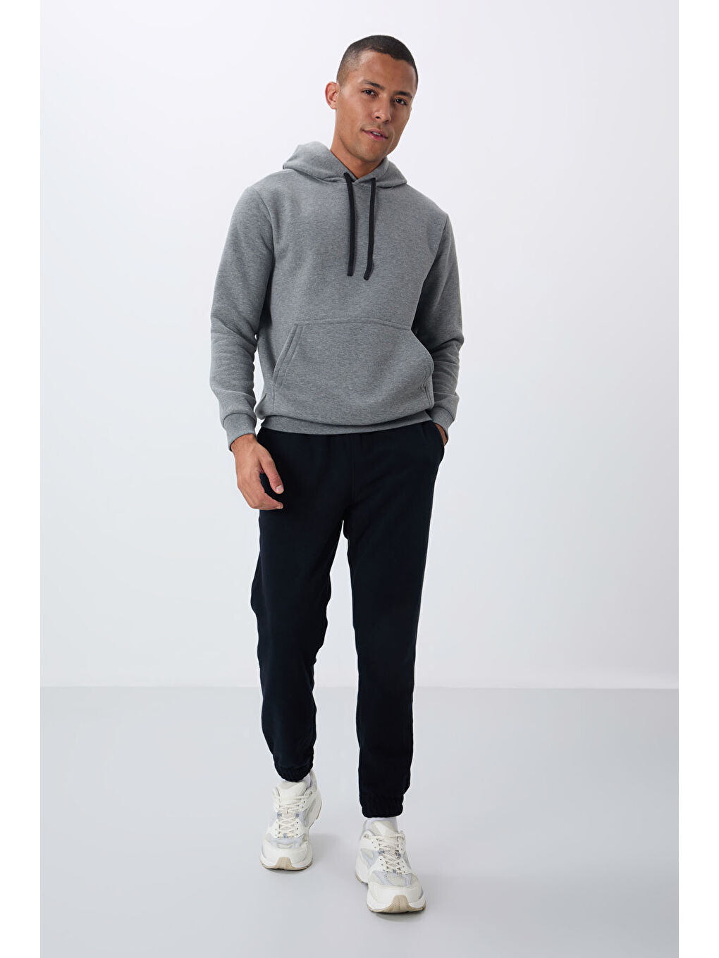 Gri Melanj Pamuklu Kalın İçi Tüylü Yumuşak Dokulu Comfort Fit Erkek Hoodie - 88419-6