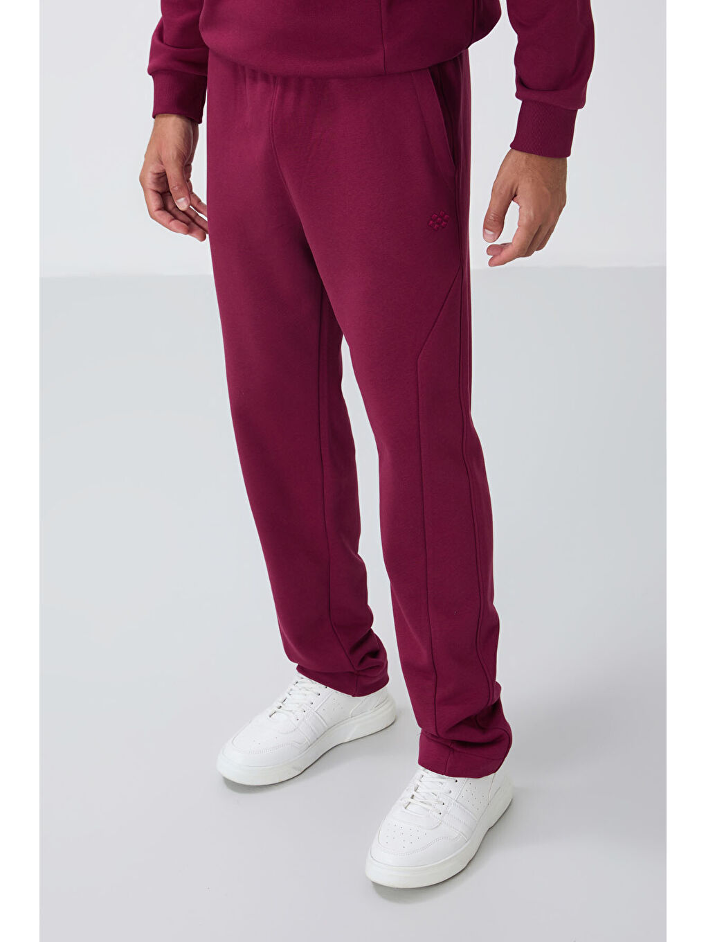 Mor Erguvanm Kompakt Pamuklu Kalın Pürüzsüz Dokulu O Yaka Comfort Fit Erkek Eşofman Takım -85263-3