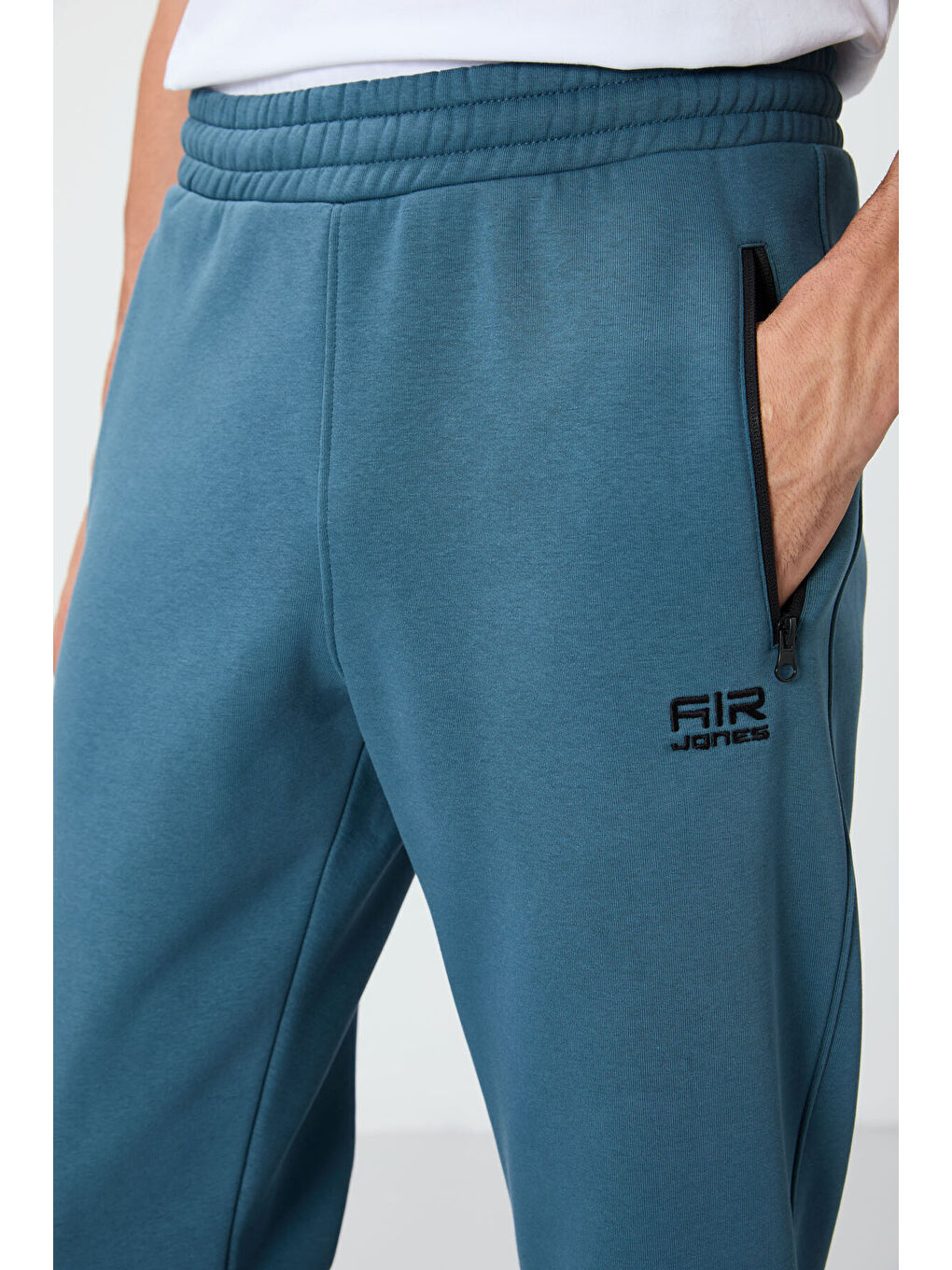 Cesar Orman Yeşil Cepli Şardonlu Erkek Eşofman Alt - 84929-1