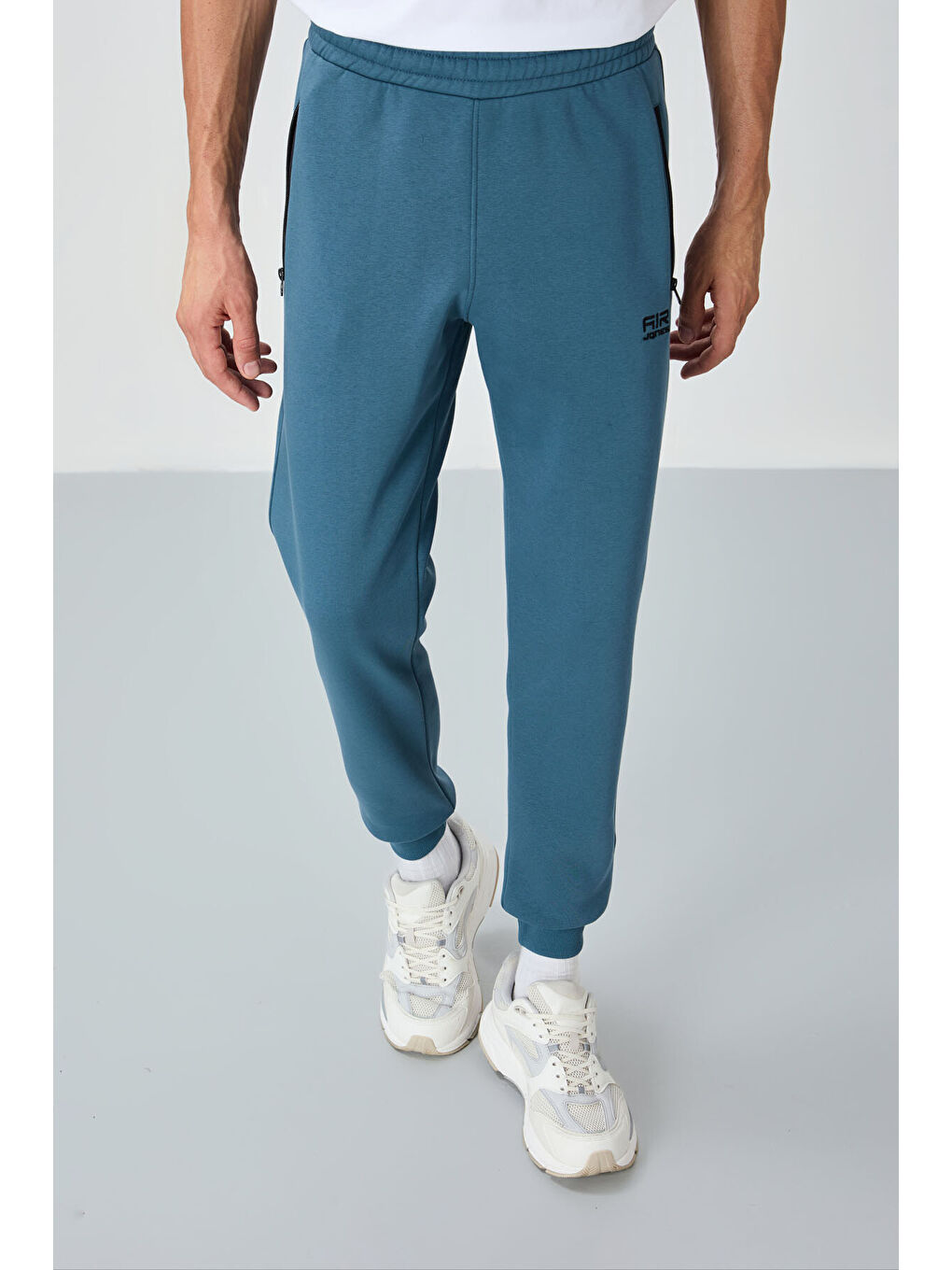 Cesar Orman Yeşil Cepli Şardonlu Erkek Eşofman Alt - 84929-3