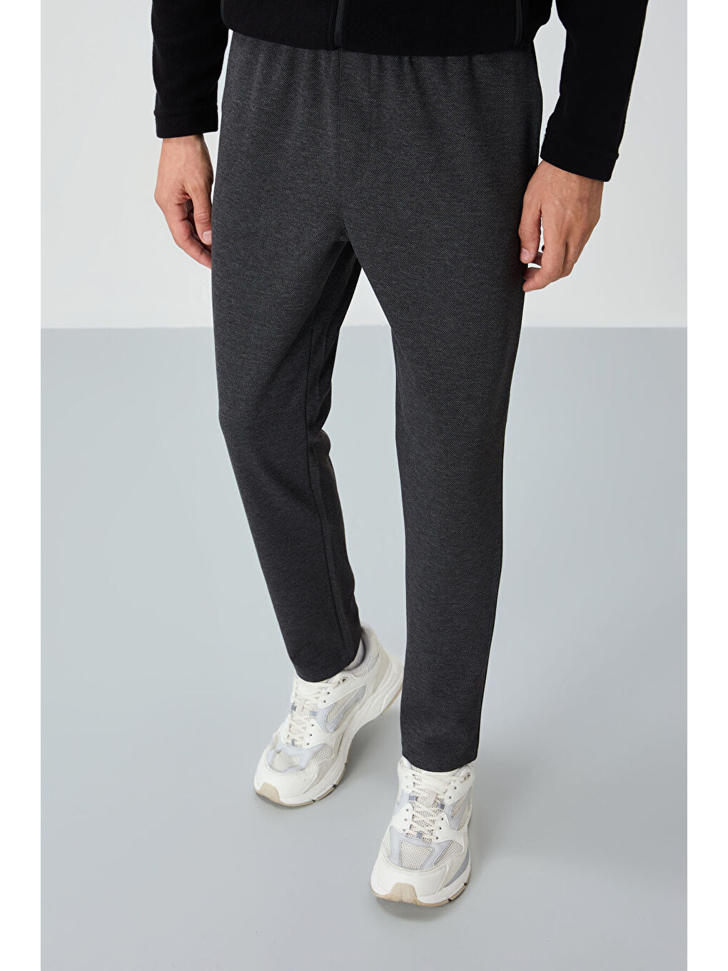 Antrasit Melanj Yüzeyi Dokulu Standart Fit Erkek Eşofman Alt - 82155
