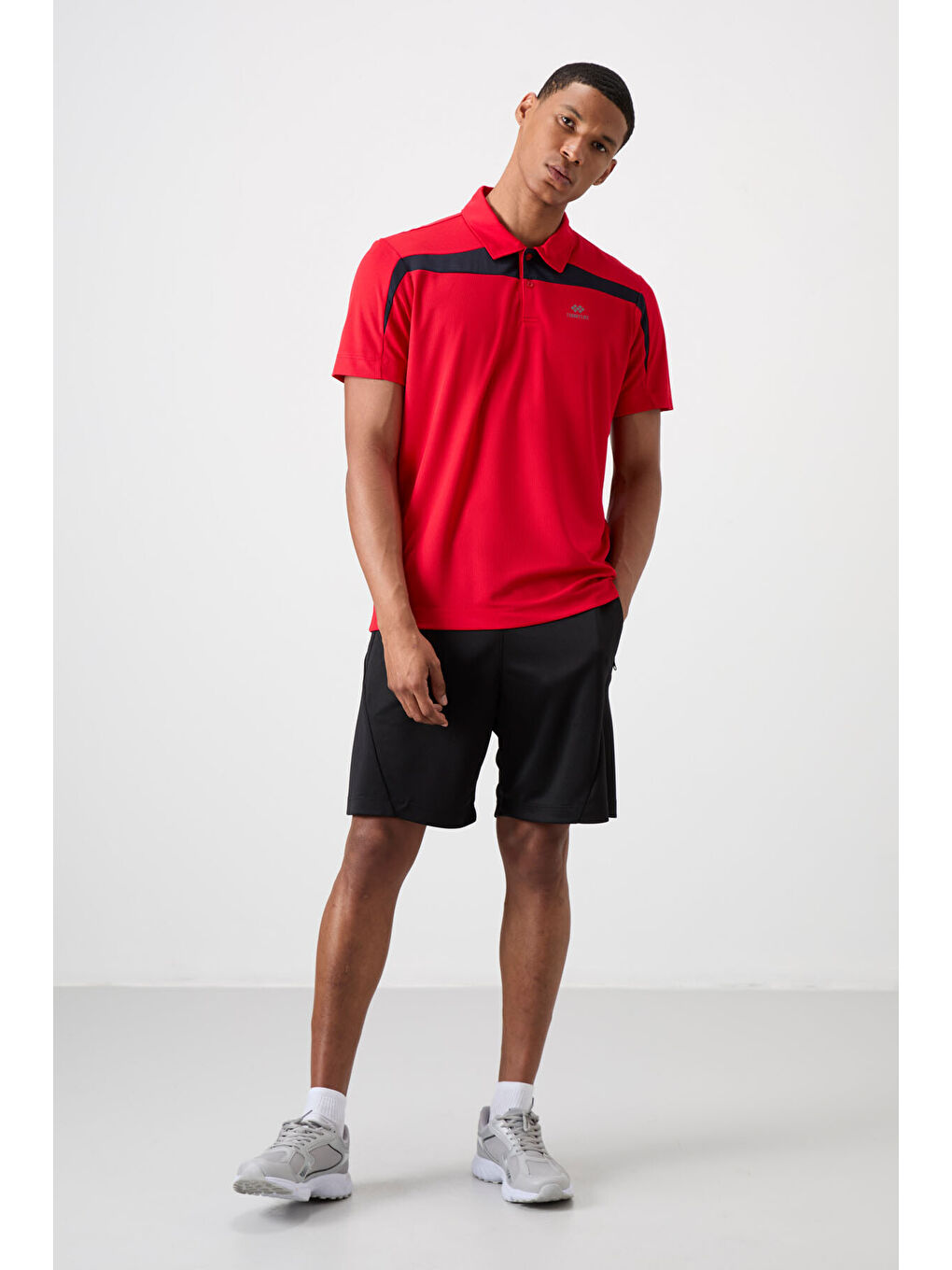 Kırmızı Polyester Nefes Alan Dokulu İnce Esnek Standart Fit Polo Yaka Erkek Performans Tişört - 88-1