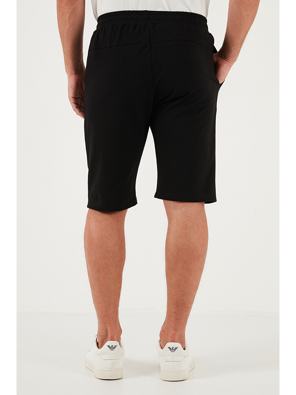 Siyah Pamuklu Regular Fit Normal Bel Belden Bağlamalı Şort 5908021-6