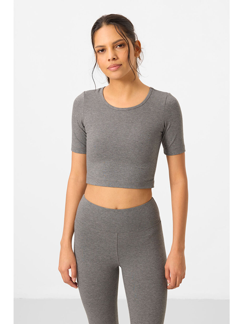 Gri Melanj Yüksek Bel Kapri-Crop Tişört Slim Fit Kadın Tayt Takım - 95285-4