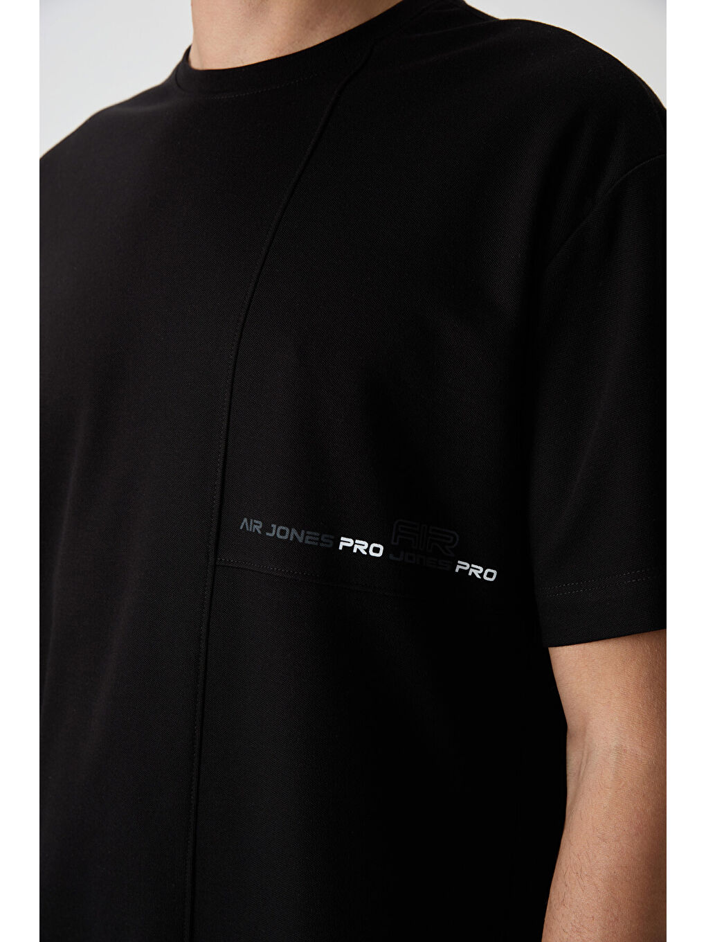 Siyah Pamuklu Kalın Yüzeyi Dokulu  Fit  Baskılı Erkek Tişört - 88370-2