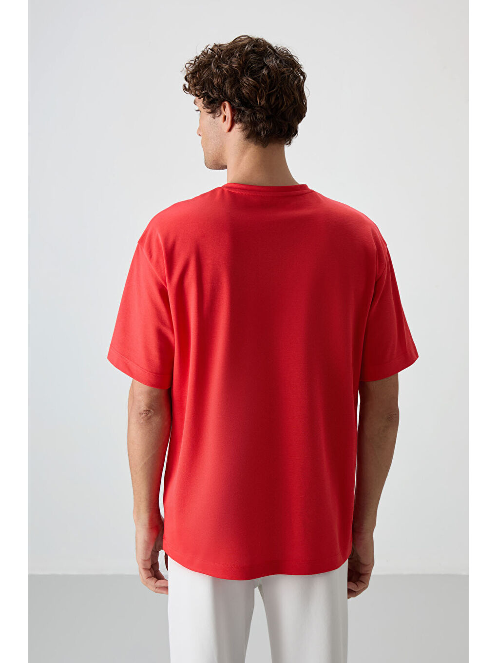 Kırmızı Pamuklu Kalın Yüzeyi Dokulu  Fit  Baskılı Erkek Tişört - 88367-4