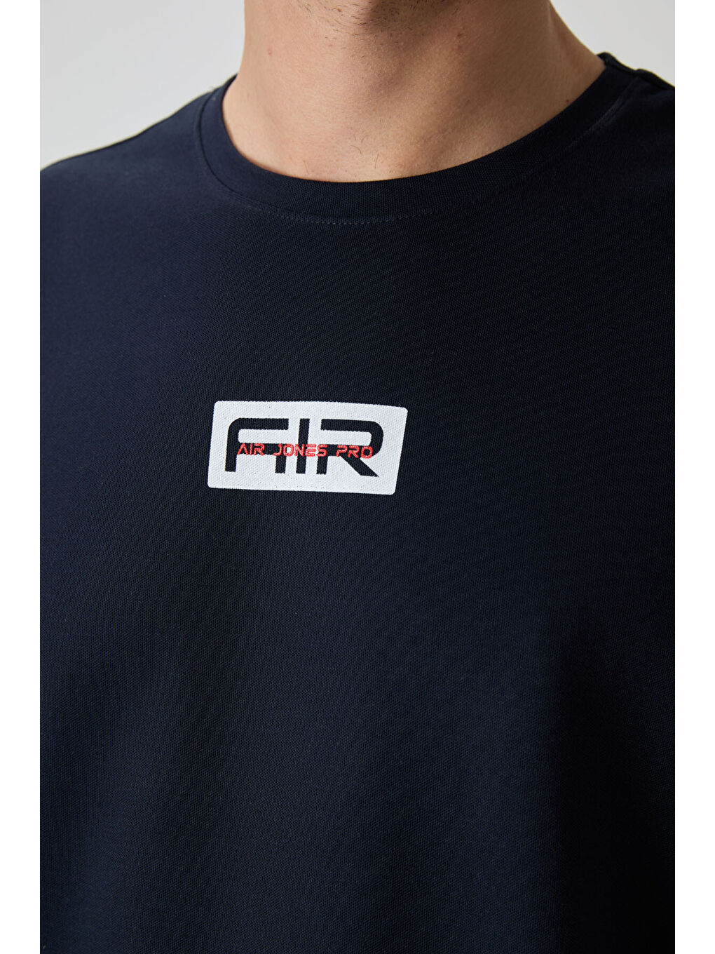 Lacivert Pamuklu Kalın Yüzeyi Dokulu  Fit  Baskılı Erkek Tişört - 88367-1