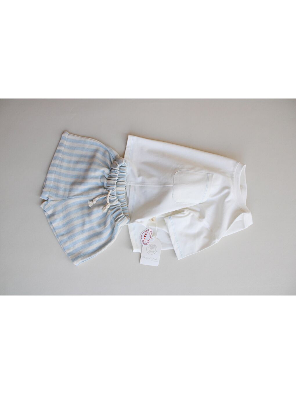 Mavi Kontrast Dikişli Asimetrik Şortlu Takım-2