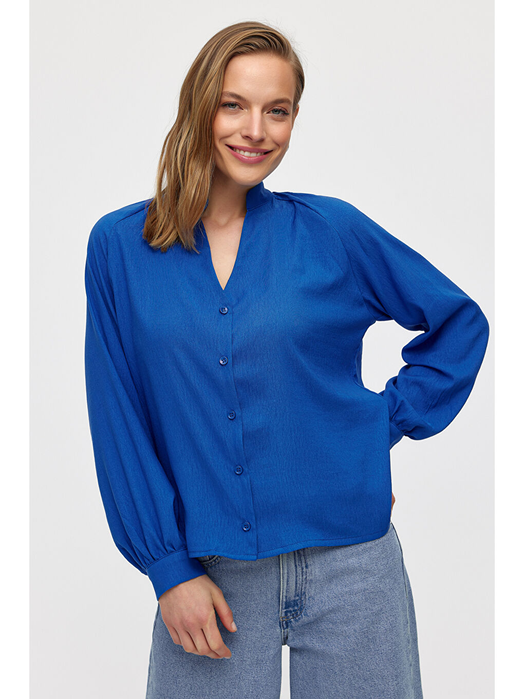 Mavi Pilise Detaylı Düz Renk  Gömlek
