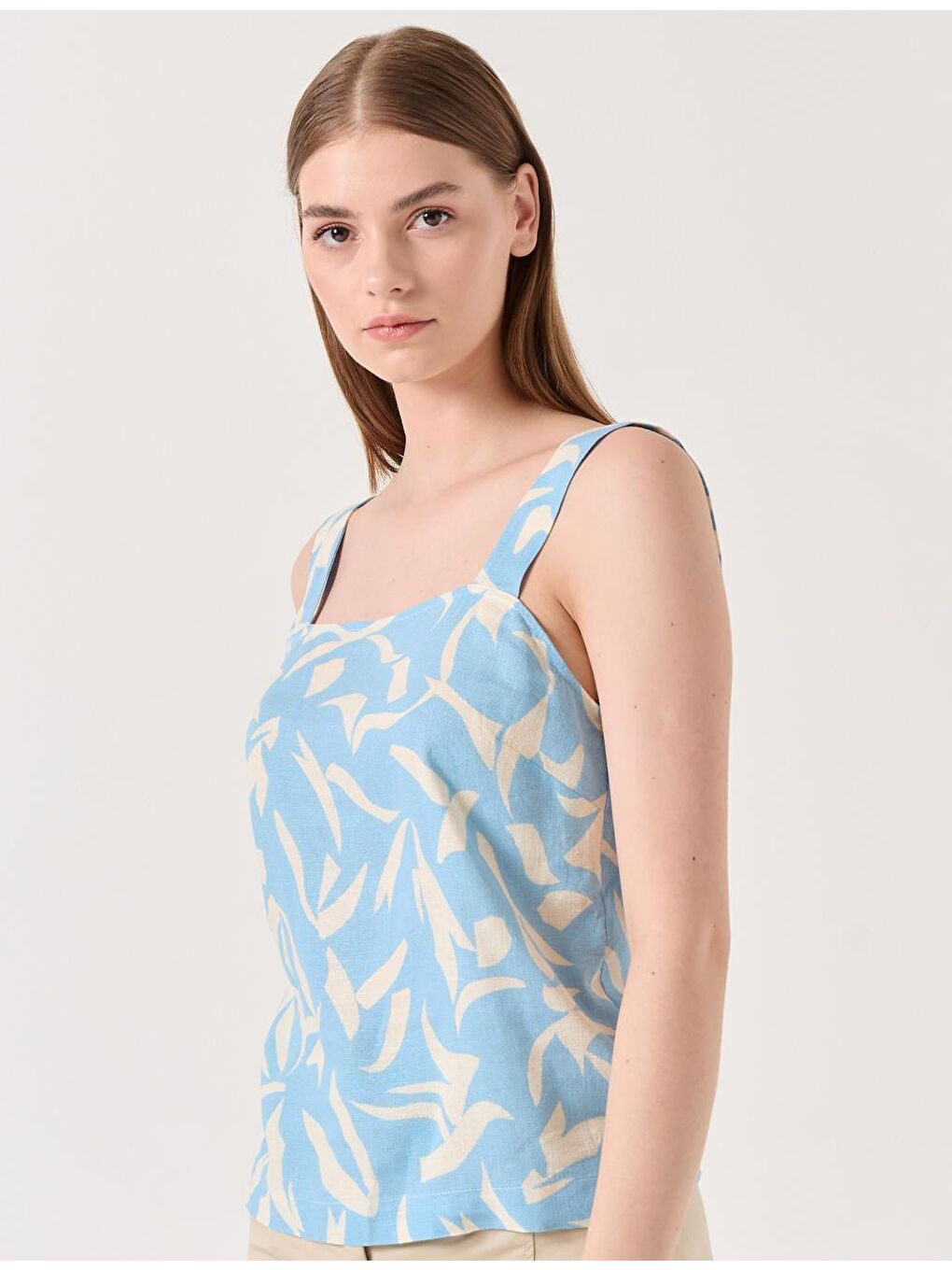 Gök Mavisi Kare Yaka Askılı Desenli Keten Bluz-2