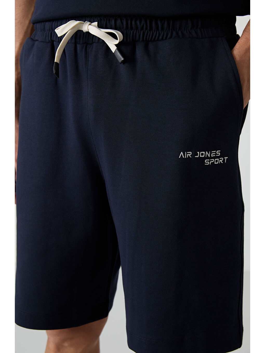 Lacivert Pamuklu Kalın Yumuşak Dokulu  Fit Nakışlı Şortlu Takım-1