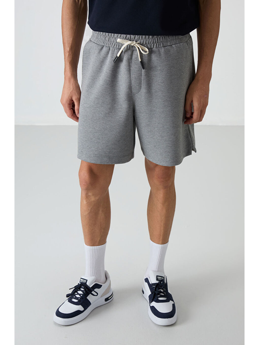 Gri Melanj Pamuklu Kalın Yumuşak Dokulu Comfort Fit Basic Erkek Şort - 81274-1