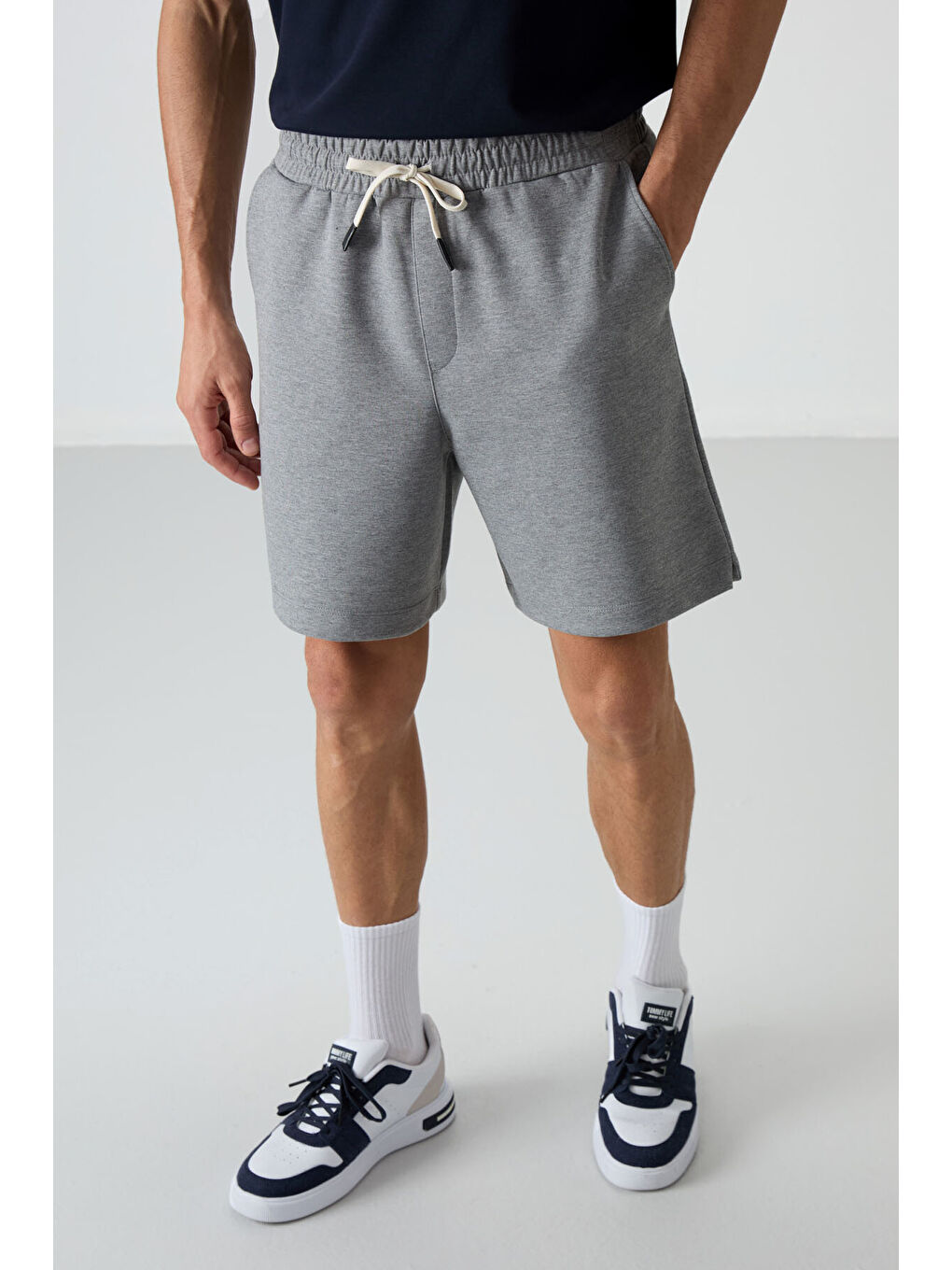 Gri Melanj Pamuklu Kalın Yumuşak Dokulu Comfort Fit Basic Erkek Şort - 81274-3