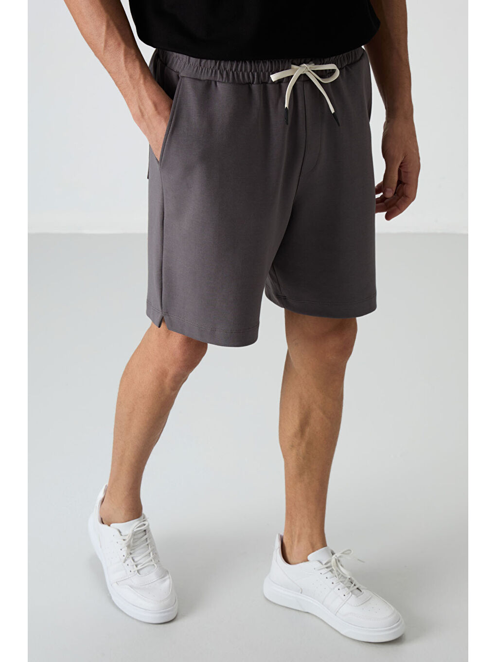 Koyu Gri Pamuklu Kalın Yumuşak Dokulu Comfort Fit Basic Erkek Şort - 81274-2