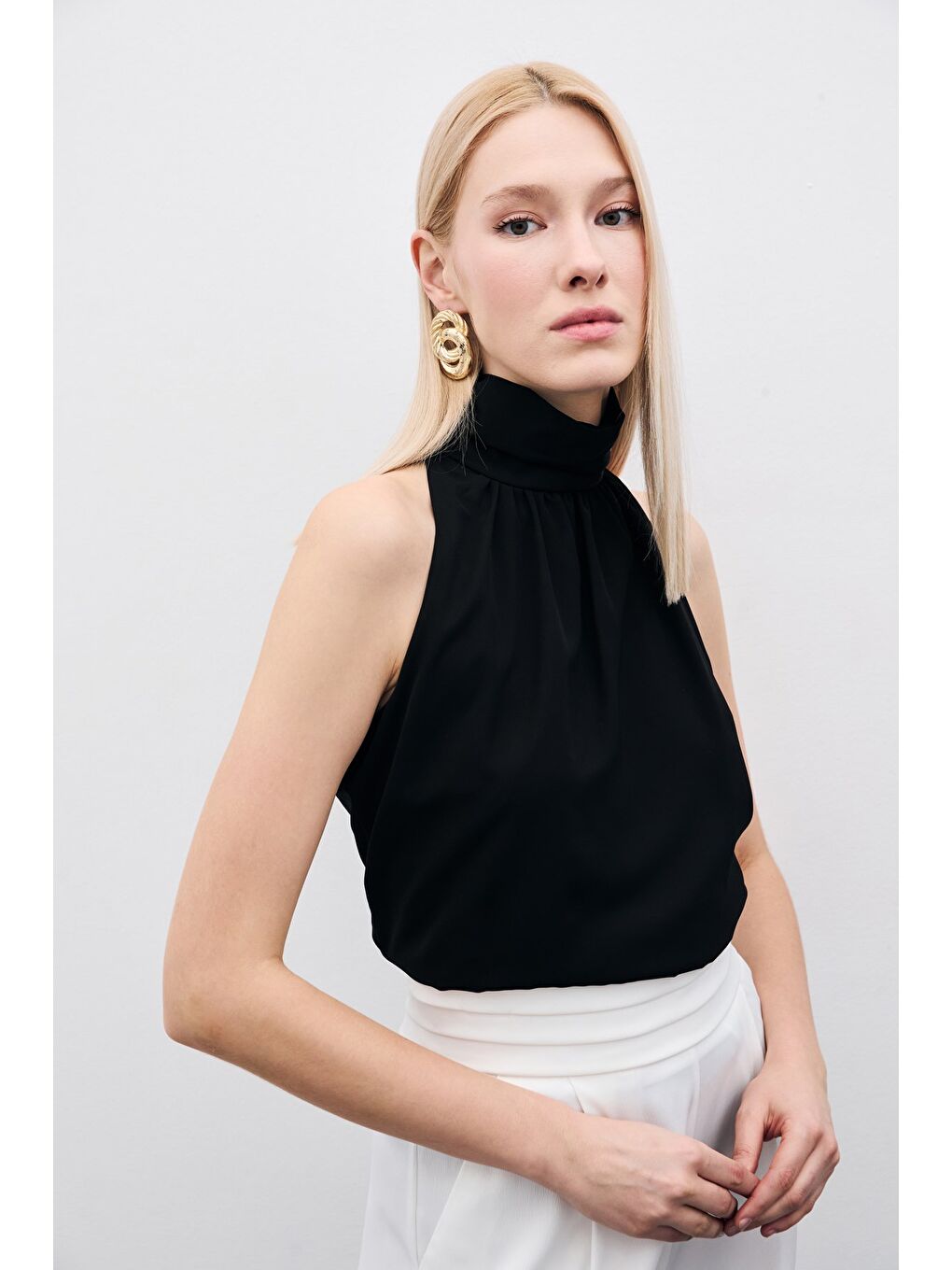 Kolsuz Salaş Bluz - Siyah-3