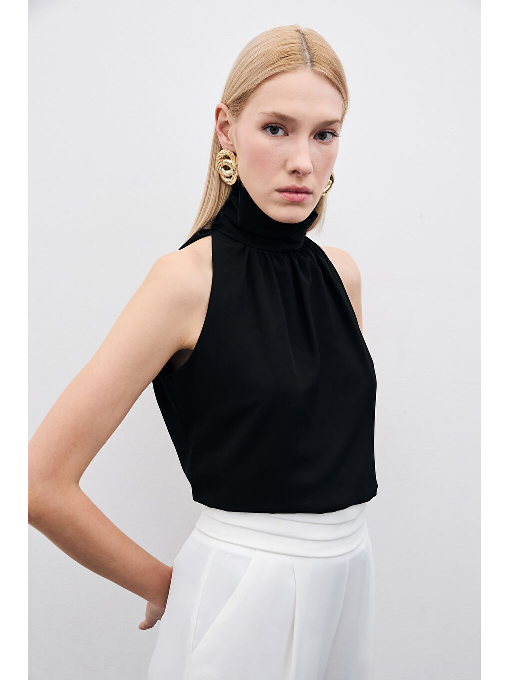 Kolsuz Salaş Bluz - Siyah-4