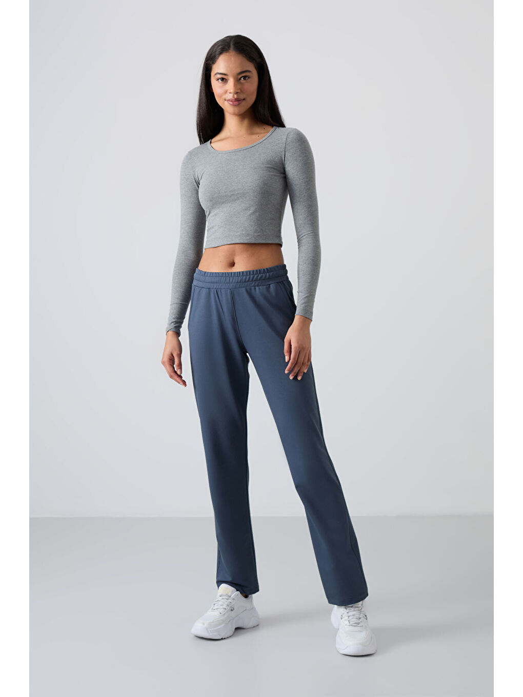 Petrol Yüksek Bel Cepli Rahat Form Klasik Paça Kadın Eşofman Alt - 94584-3