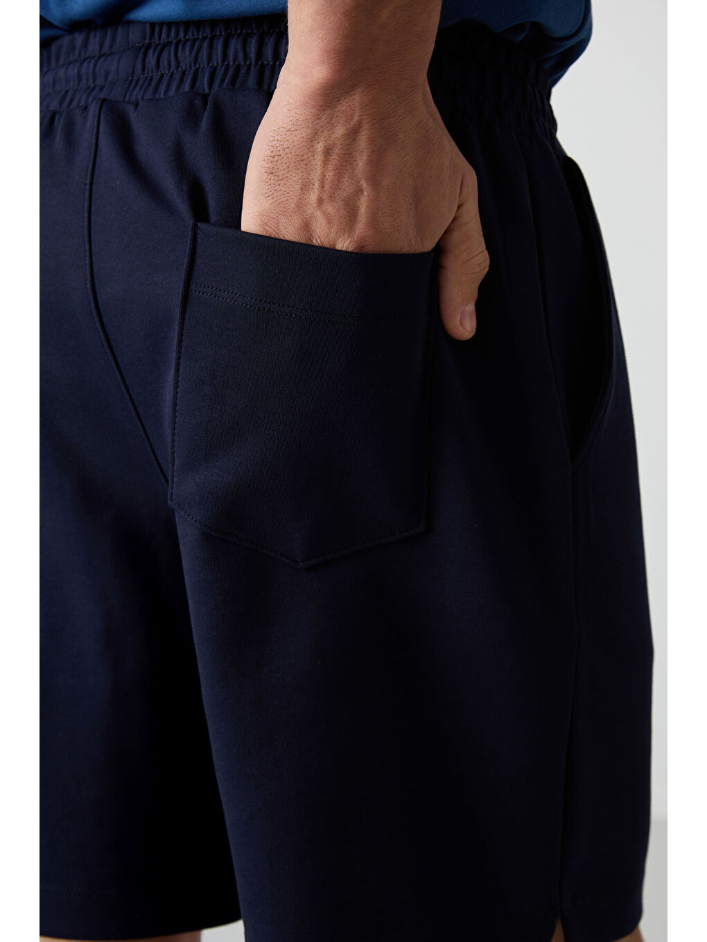 Lacivert Pamuklu Kalın Yumuşak Dokulu Comfort Fit Basic Erkek Şort - 81274-4