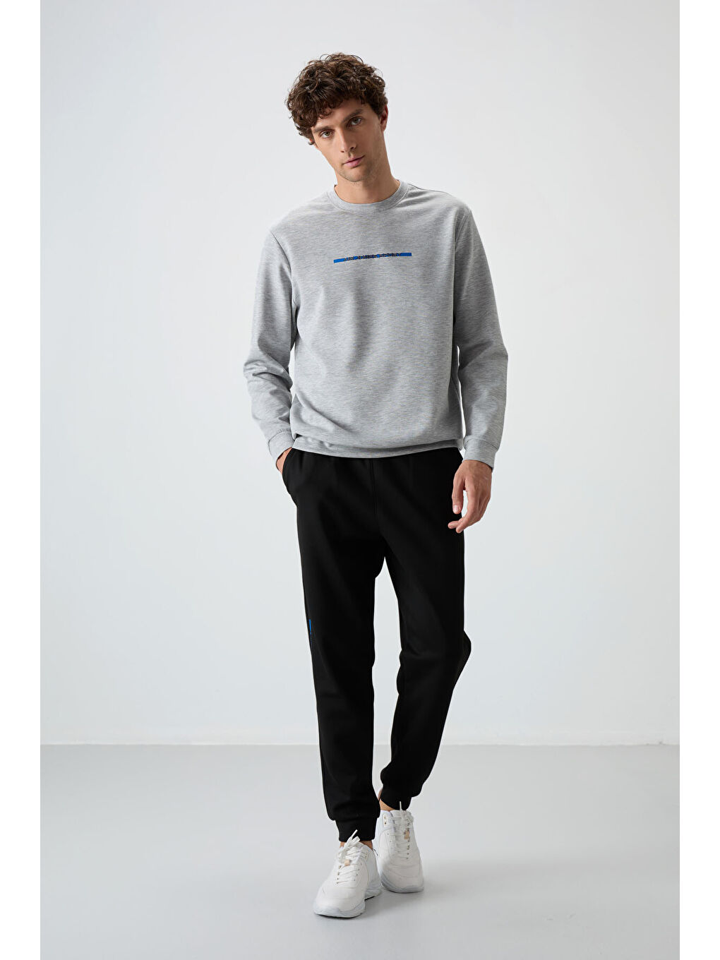 Beyaz Kar Melanj - Siyah Pamuklu Kalın Yumuşak Dokulu Comfort Fit Baskılı Erkek Eşofman Takım - 85239