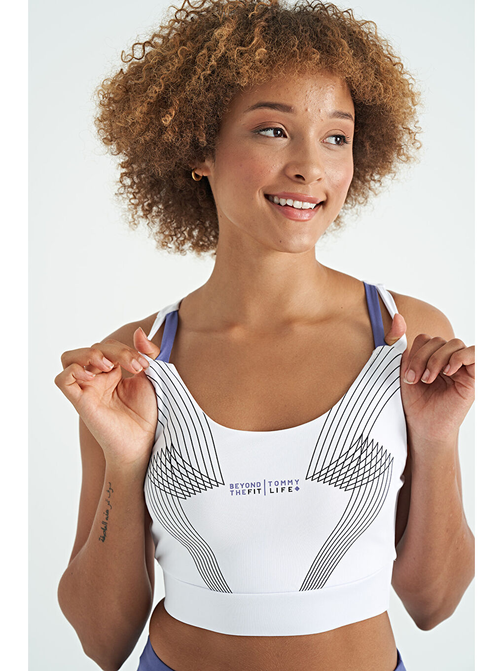 Beyaz Baskılı Sırt Çapraz Detaylı Dalgıç Kumaş Dar Kalıp Kadın Büstiyer - 97273-4