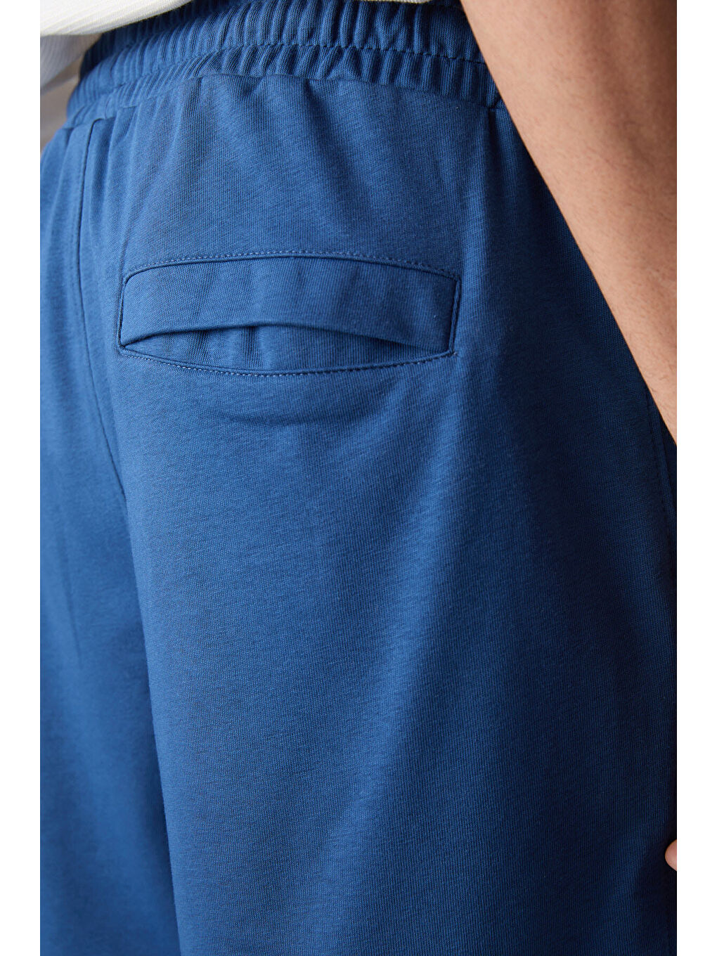 Mavi Parlament Pamuklu Kalın Yumuşak Dokulu Comfort Fit Basic Erkek Şort - 81261-3