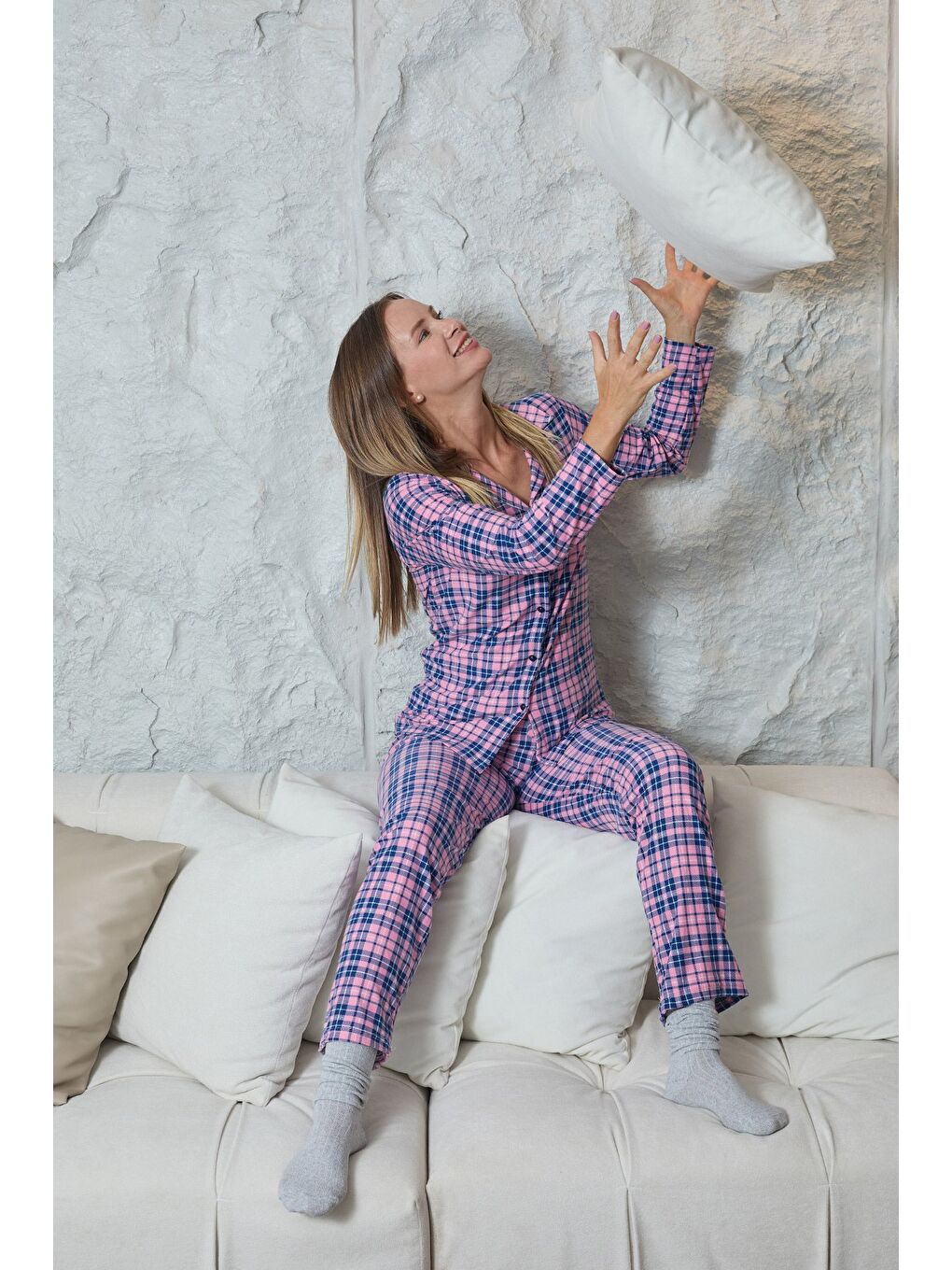 Mavi Ayıcık Desenli Gömlek Yaka Süet Pijama Takımı