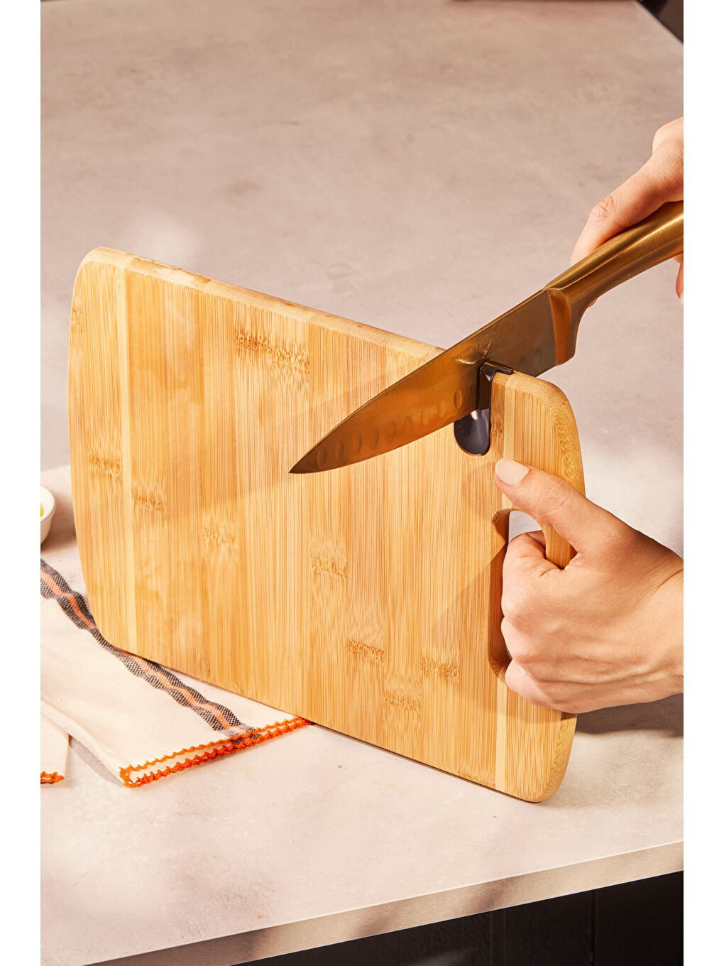 Kahverengi Bambu Argus Bileyicili Kesme Tahtası 23x30 cm-2