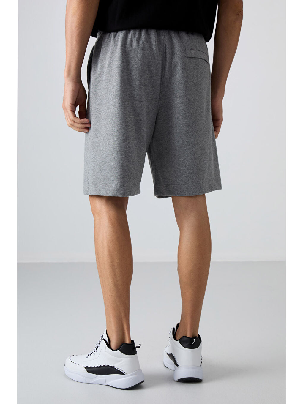 Gri Melanj Pamuklu Kalın Yumuşak Dokulu Comfort Fit Basic Erkek Şort - 81261-4