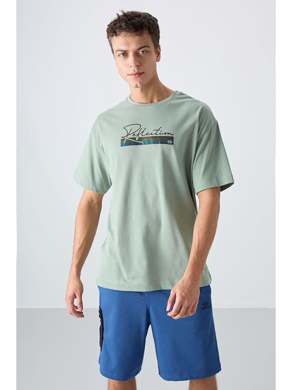 Açık Yeşil Pamuklu Kalın Yumuşak Dokulu Oversize Fit Baskılı Erkek Tişört - 88334-3