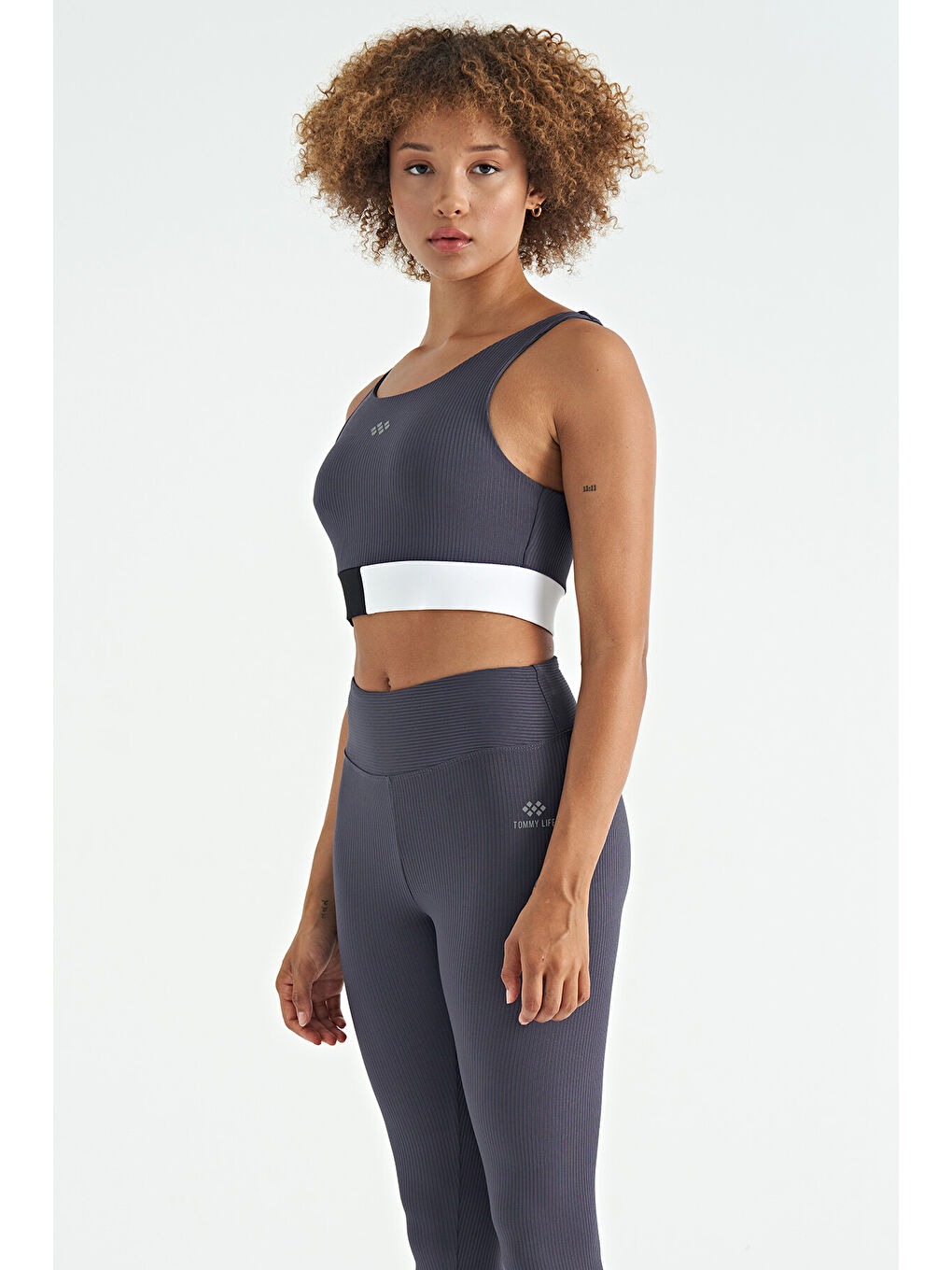 Antrasit Renk Bloklu Logo Baskılı Dar Kalıp Fitilli Kadın Büstiyer - 97275-3