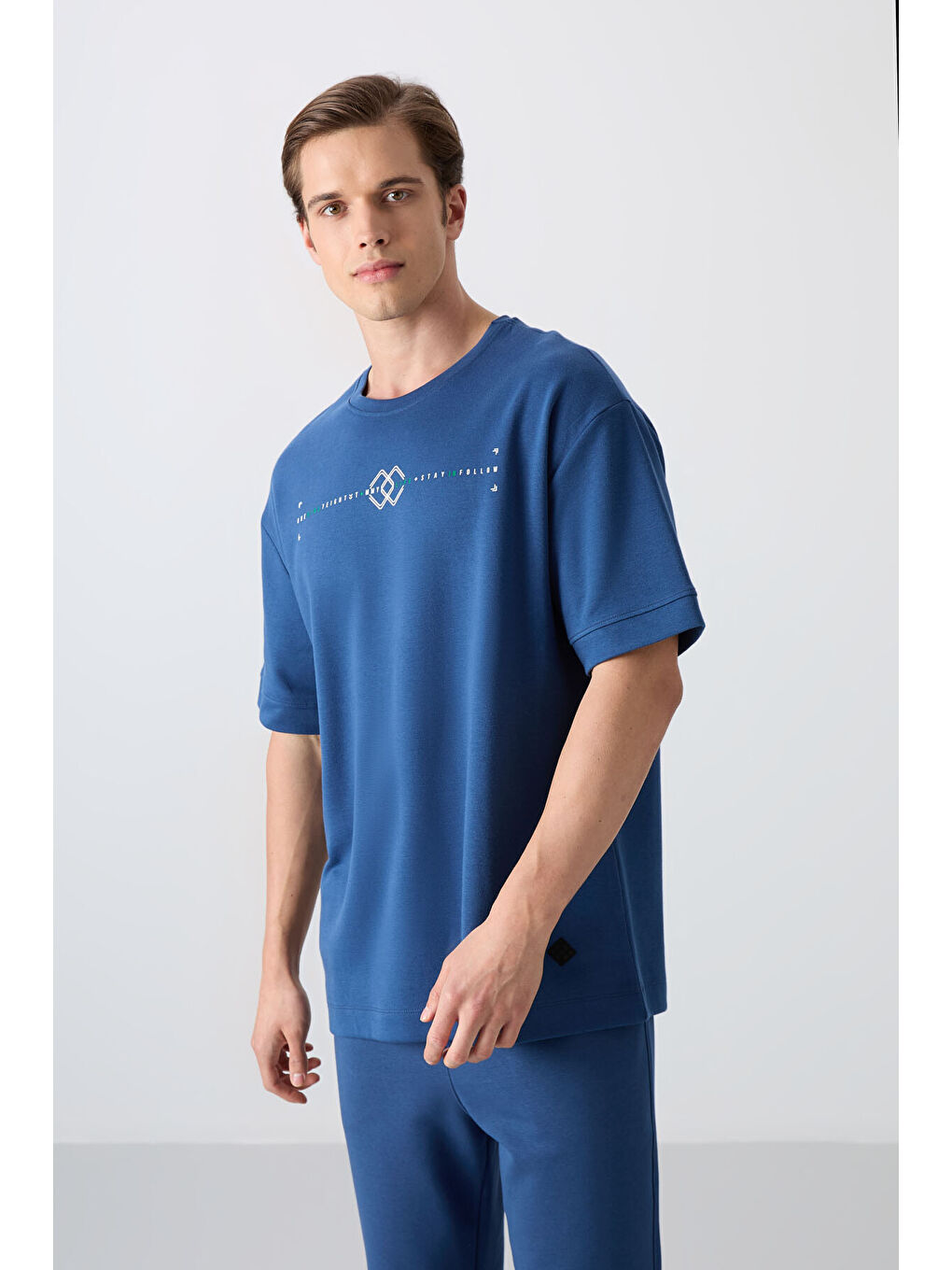 Mavi Pamuklu Kalın Yumuşak Dokulu Oversize Fit Baskılı Erkek Tişört - 88323-3