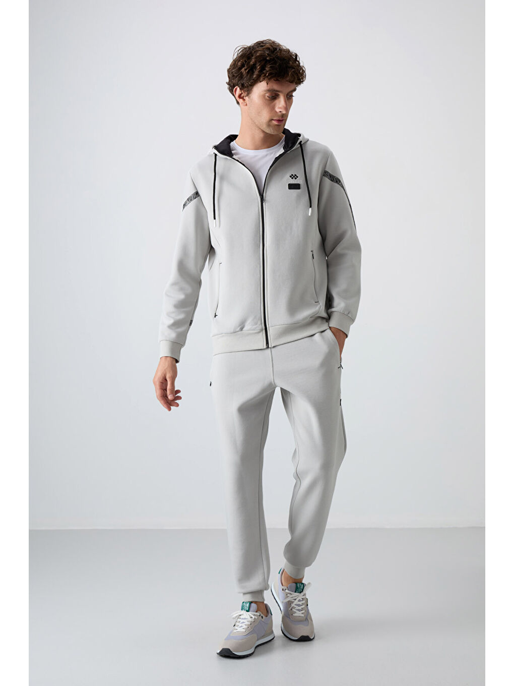 Bej Taş Pamuklu Kalın Yumuşak Dokulu Comfort Fit Baskılı Erkek Eşofman Takım - 85236-1