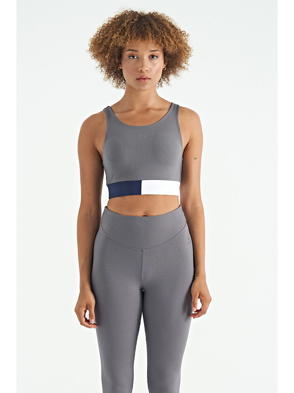 Koyu Gri Renk Bloklu Logo Baskılı Dar Kalıp Fitilli Kadın Büstiyer - 97275