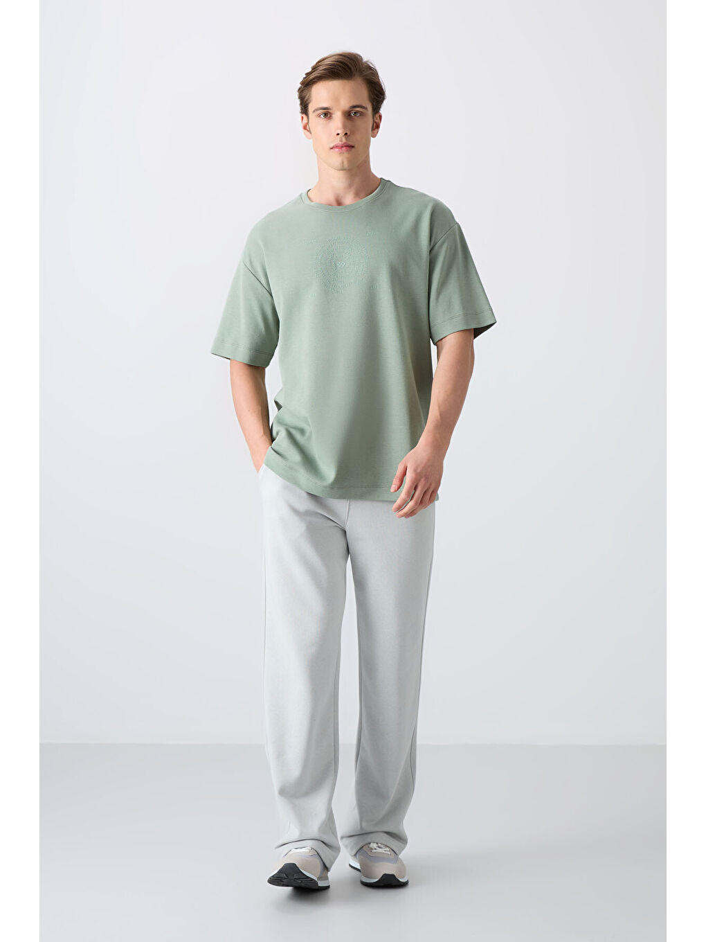 Açık Yeşil Pamuklu Kalın Yumuşak Dokulu Oversize Fit Baskılı Erkek Tişört - 88324-1