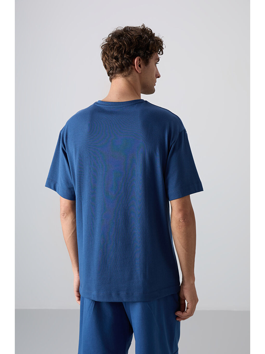 Mavi Pamuklu Kalın Yumuşak Dokulu Oversize Fit Baskılı Erkek Tişört - 88329-4