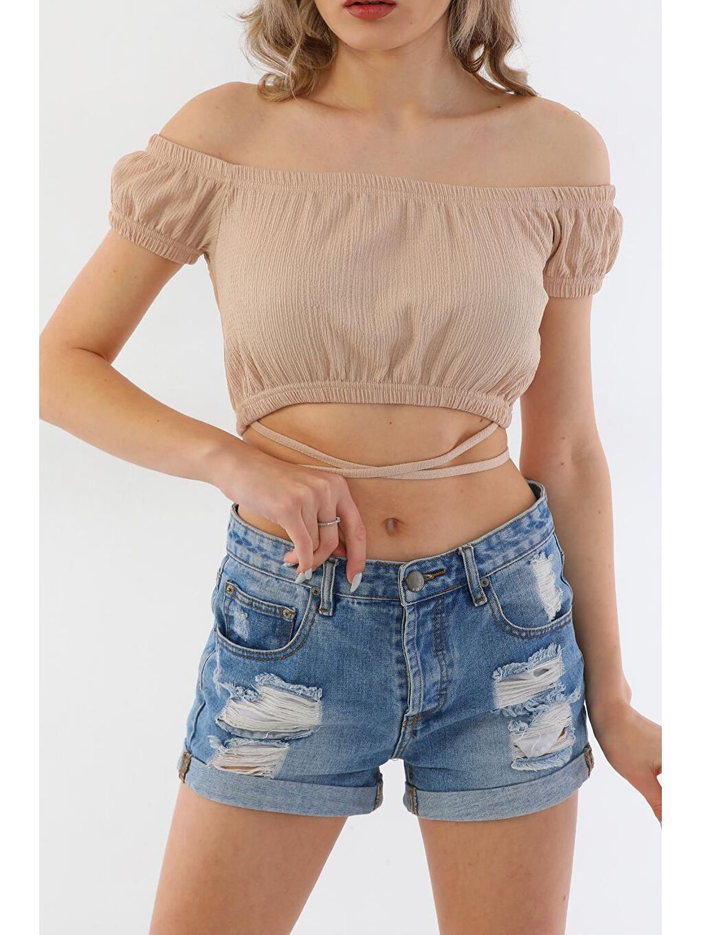 İp Bağlamalı Kısa Kollu Bürümcük Bej Kadın Crop Bluz-2