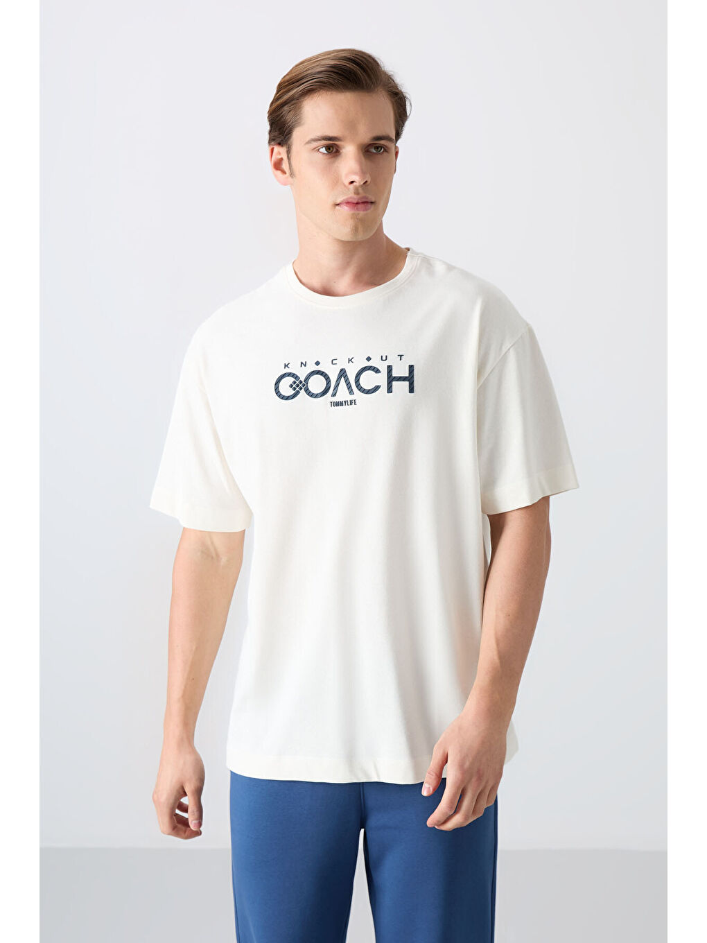 Ekru Pamuklu Kalın Yumuşak Dokulu Oversize Fit Baskılı Erkek Tişört - 88329-3