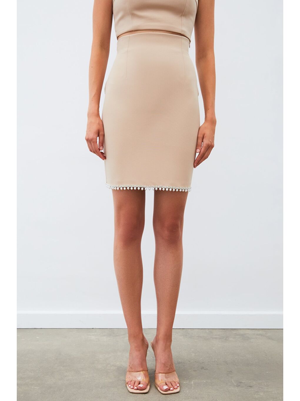 Aksesuarlı Kısa Etek - Bej-4