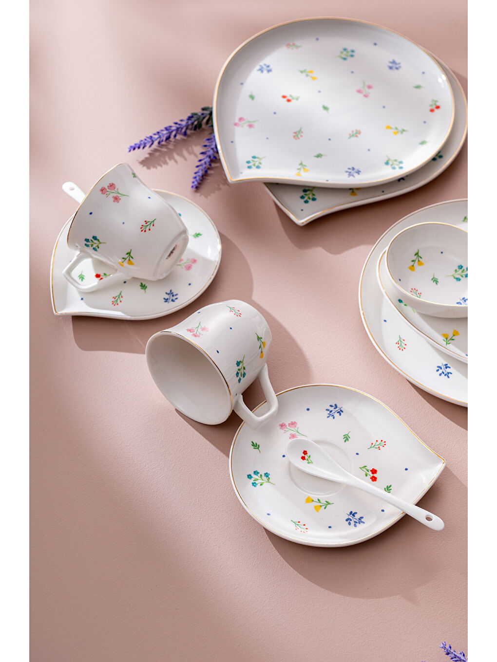 Beyaz Daisy Porselen 32 Parça 6 Kişilik Kahvaltı Takımı-2