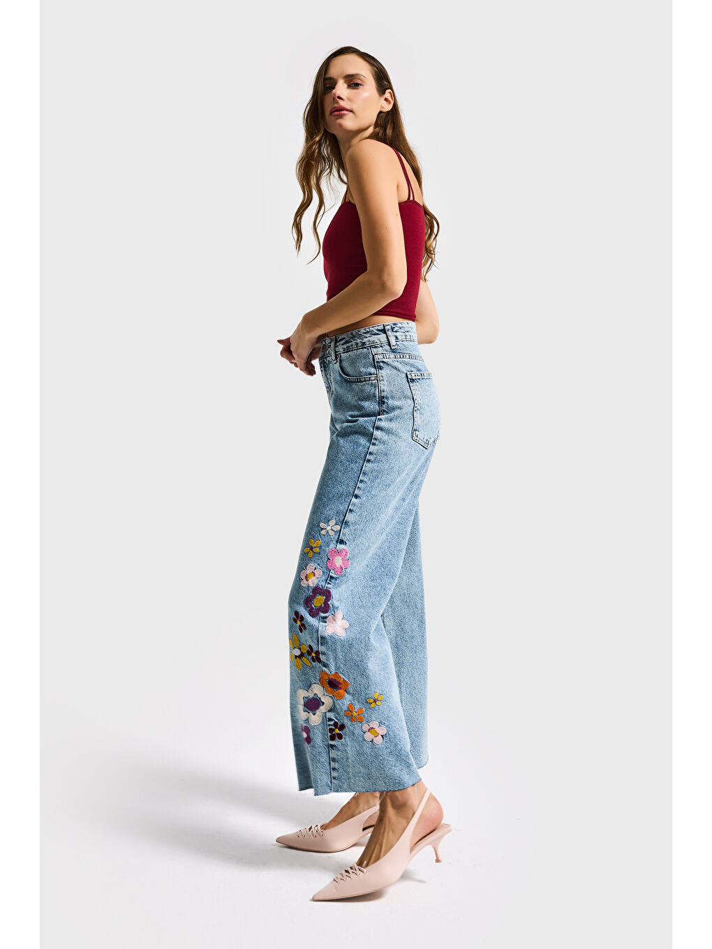 Mavi Kadın Snow Jean Rengi Çiçek Nakışlı Culotte Fit Tasarım Denim Jean-3