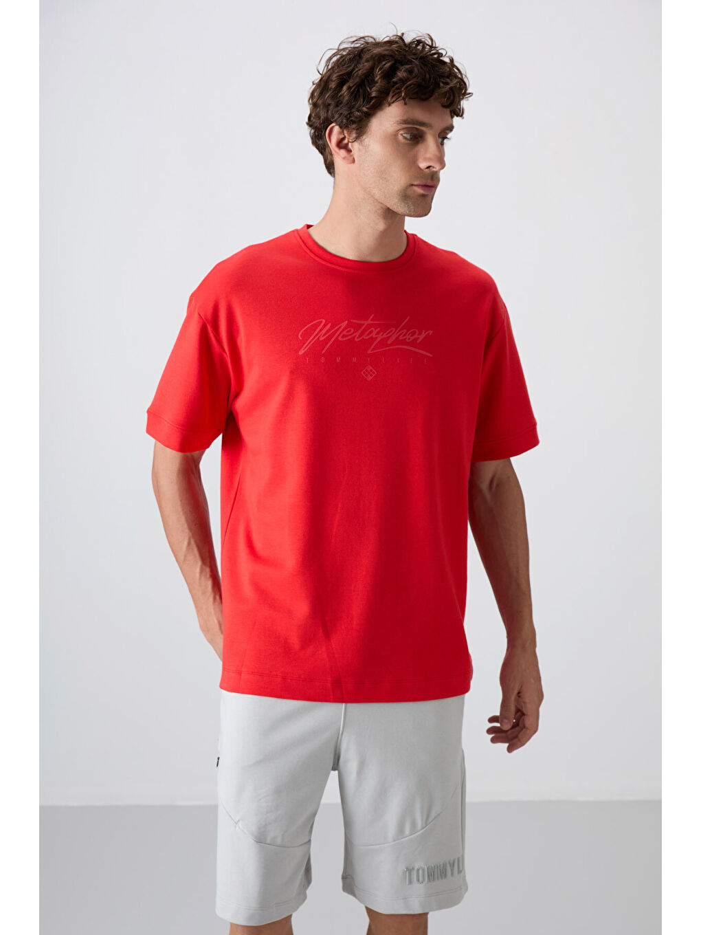 Kırmızı Fiesta Pamuklu Kalın Yumuşak Dokulu Oversize Fit Baskılı Erkek Tişört - 88320