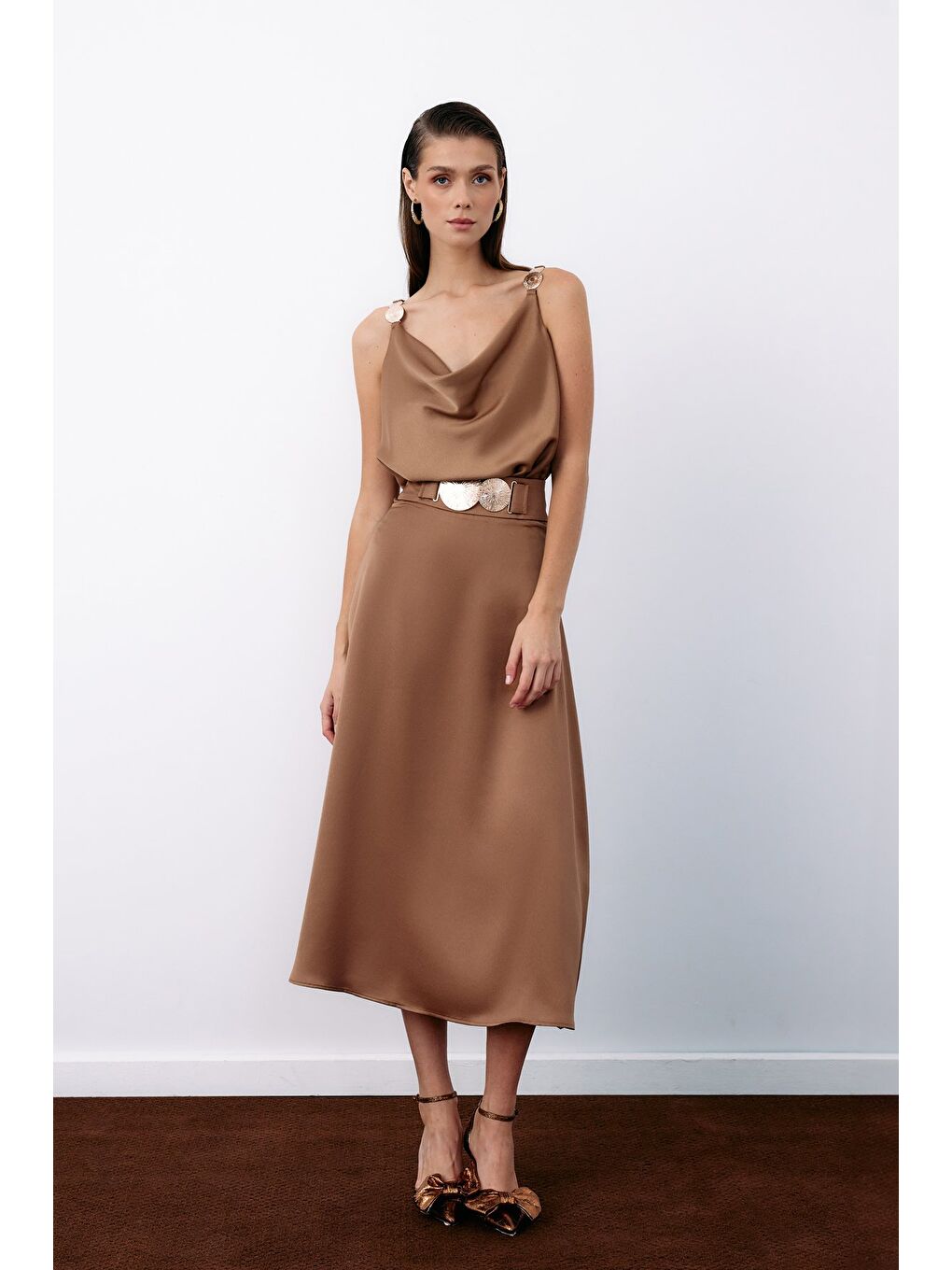 Kahverengi Kemer Aksesuarlı Kloş Etek - Camel-1