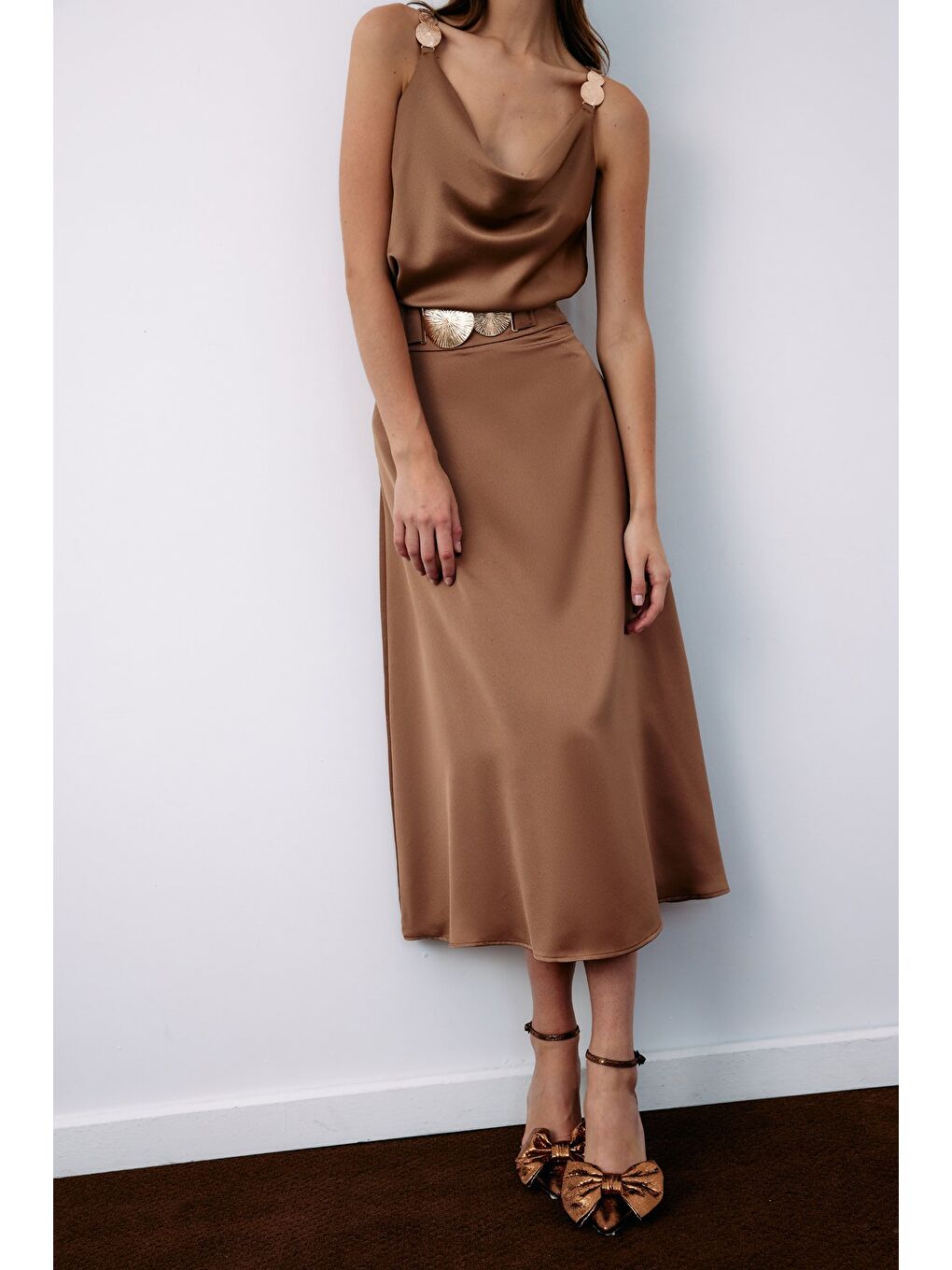 Kahverengi Kemer Aksesuarlı Kloş Etek - Camel-4