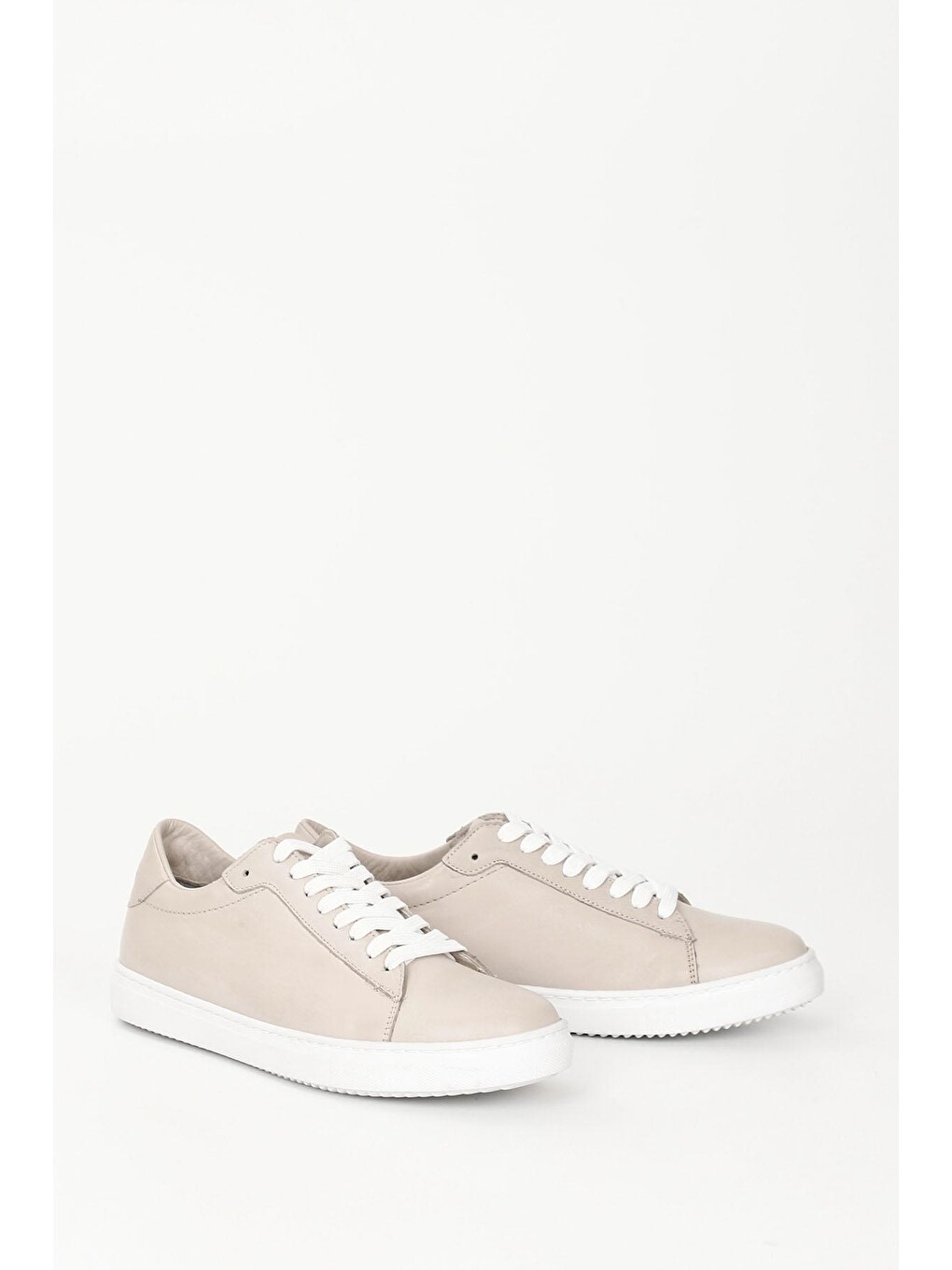 Bej Hakiki Deri Yuvarlak Burun Bağcıklı Kadın Sneaker 24237
