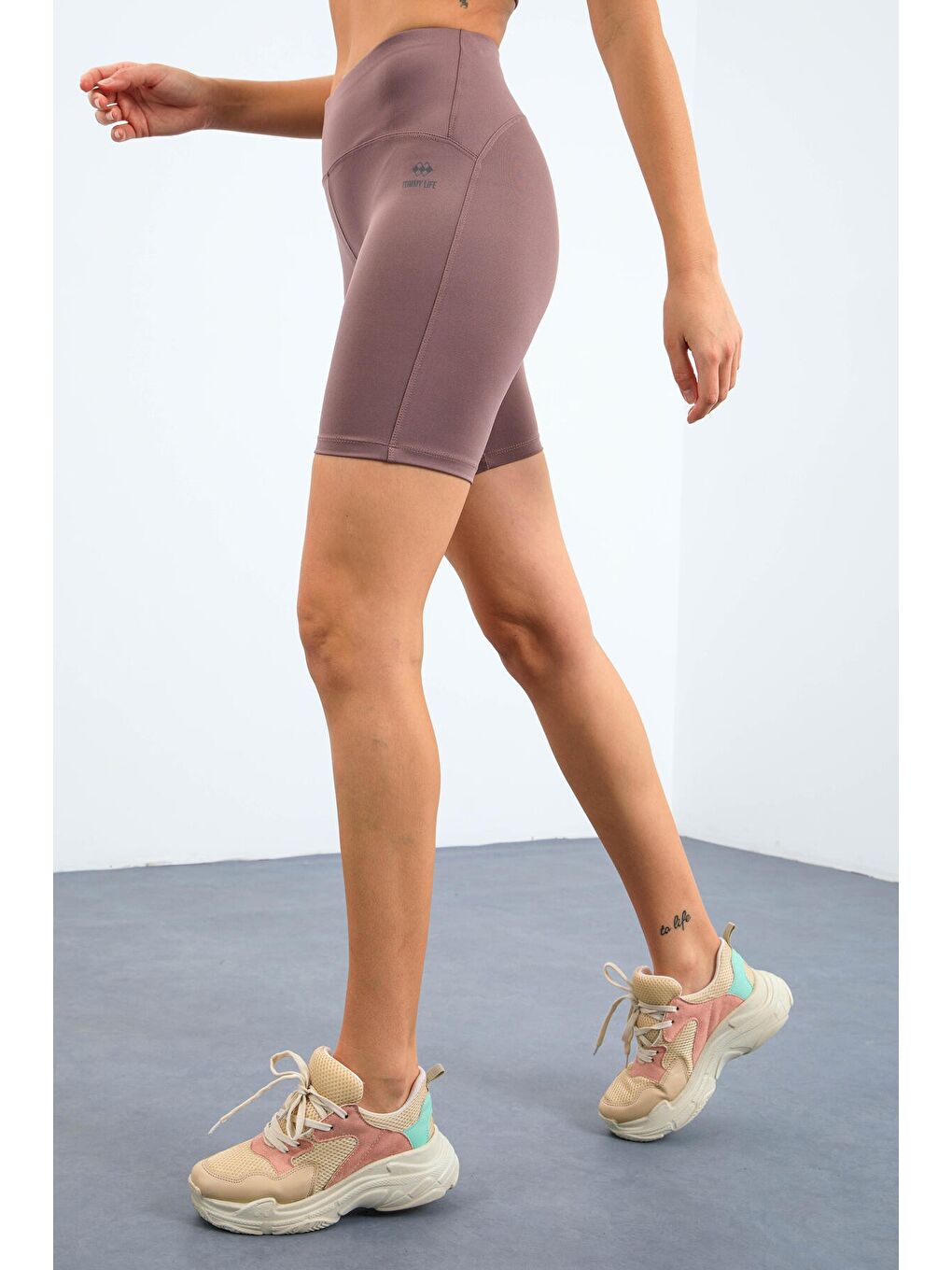 Pembe Gül Kurusu Yüksek Bel Toparlayıcı Slim Fit Büstiyer Biker Kadın Tayt Takım - 95303-2