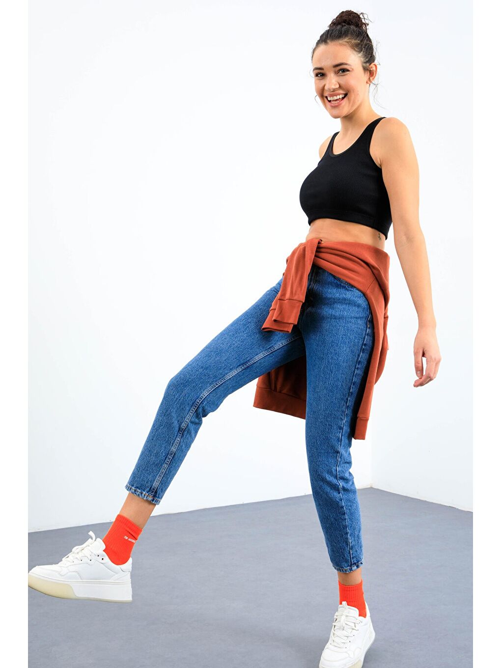 Lacivert Basic Sıfır Kol Dar Kalıp U Yaka Kadın Crop Top Atlet - 97160-1