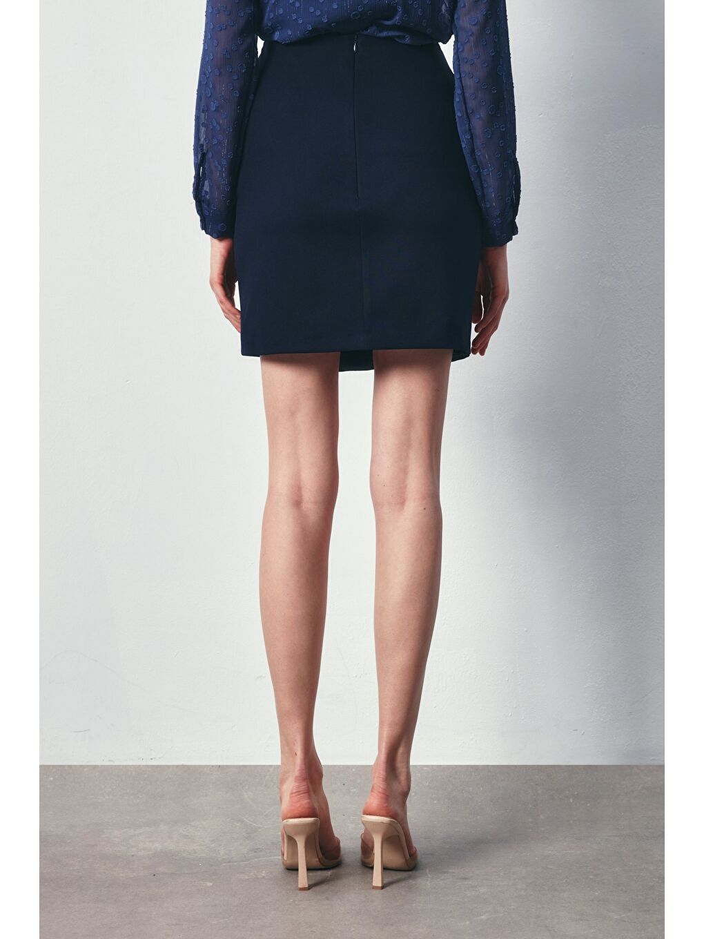 Kruvaze Düğme Detaylı Etek - Lacivert-4