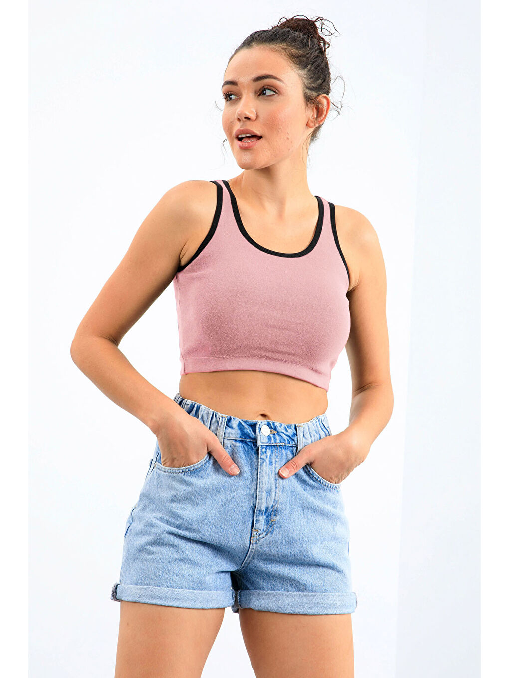Pembe Pudra Basic Sıfır Kol Dar Kalıp U Yaka Kadın Crop Top Atlet - 97162-3