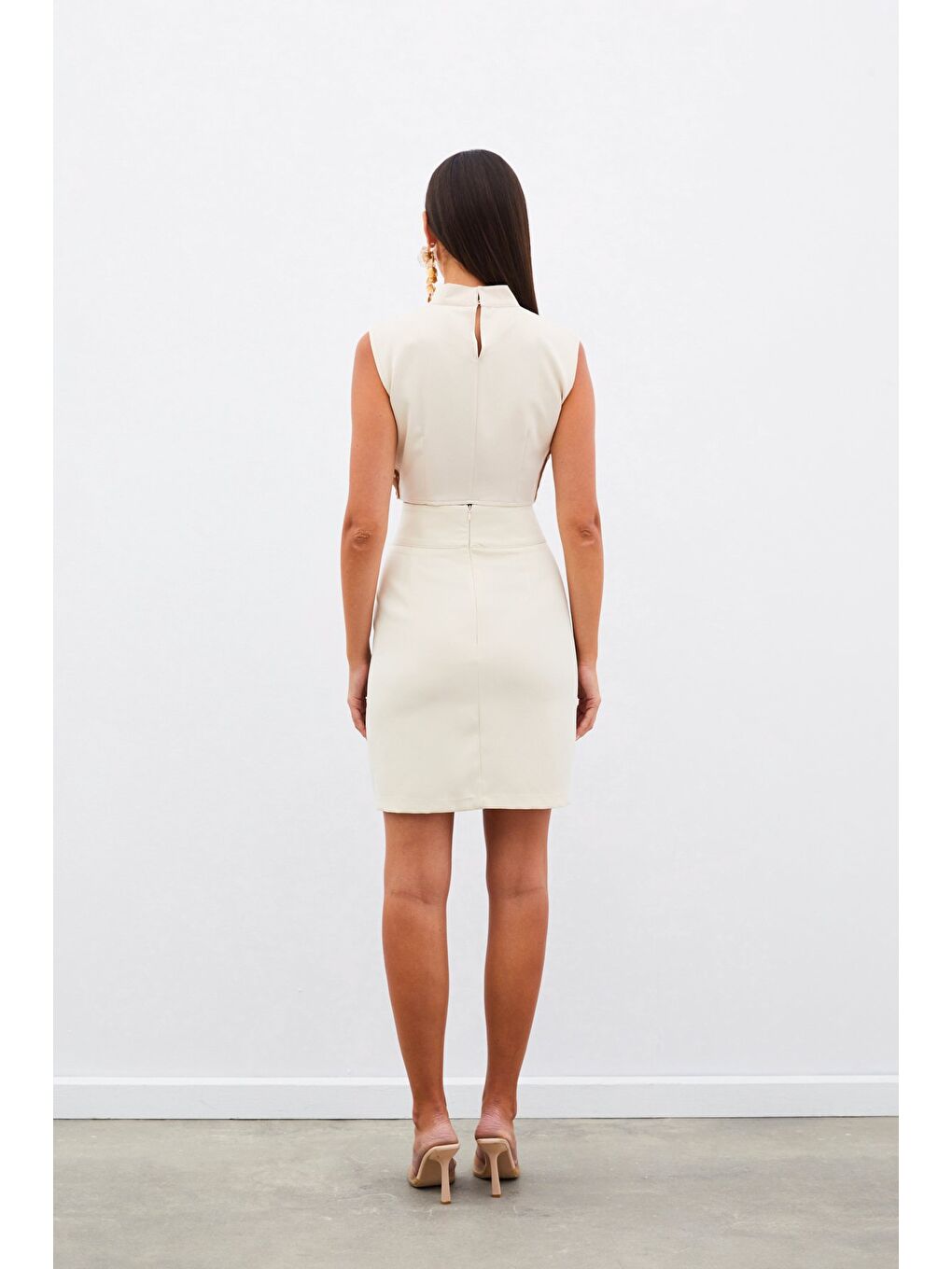 Çıt Aksesuarlı Mini Etek - Bej-5