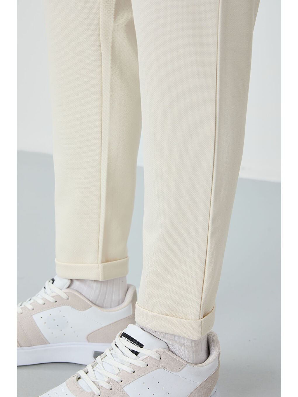 Bej Yüzeyi Dokulu Standart Fit Erkek Eşofman Alt - 82154-5